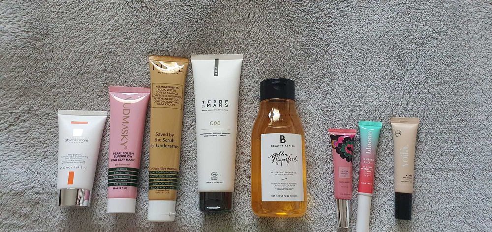 Гримове,грижа лицето,косата и тялото