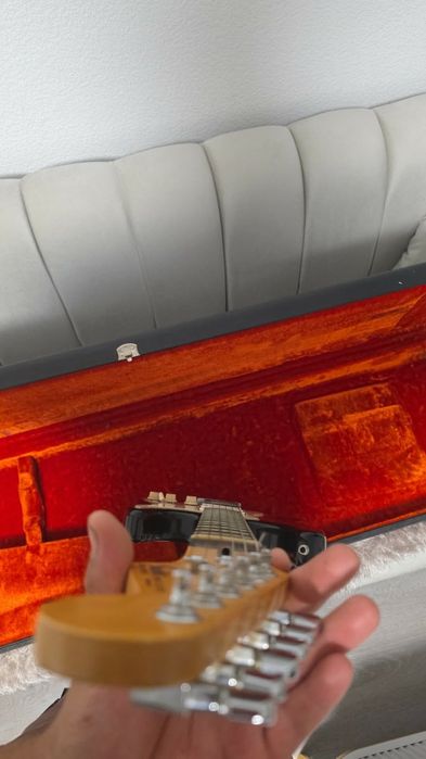 Fender stratocaster usa