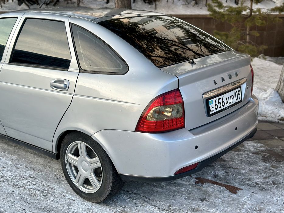 Приора 2 люкс хорошее состояние