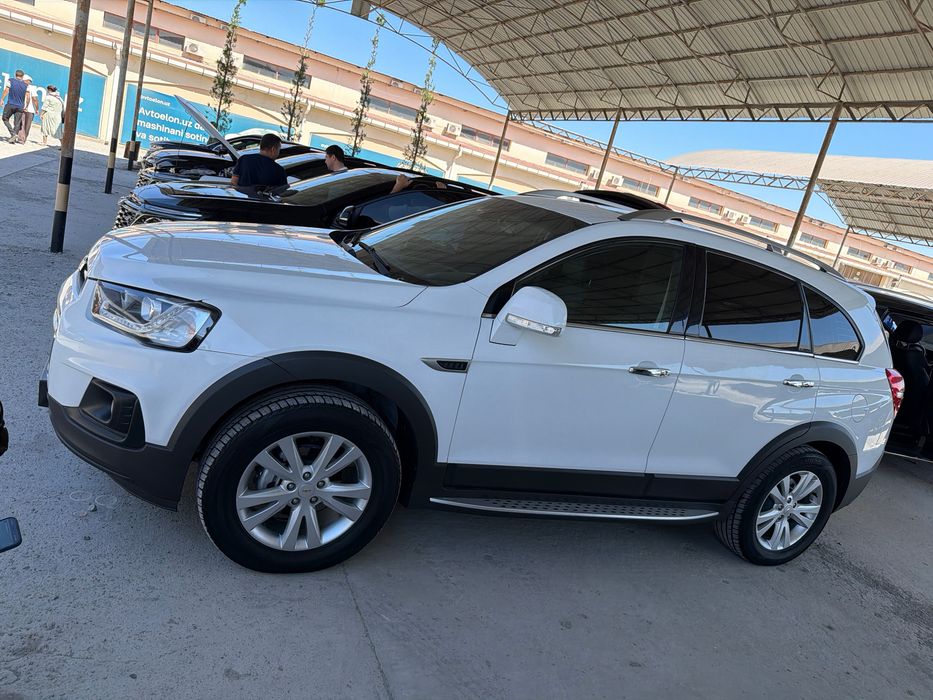 Captiva 2.4l Sotiladi !!!