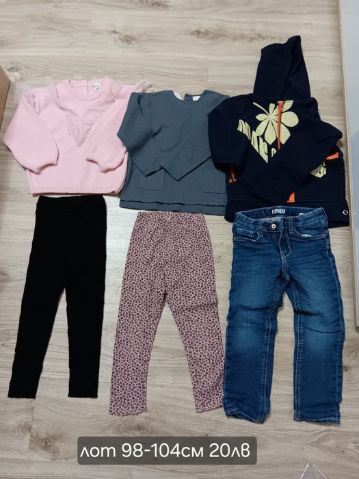 За момиченце размер 98-104см