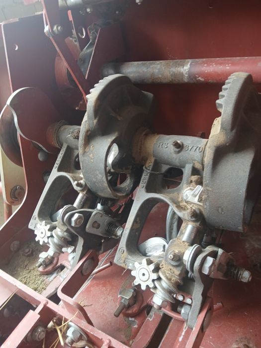 Пресс  подборшик  тукан