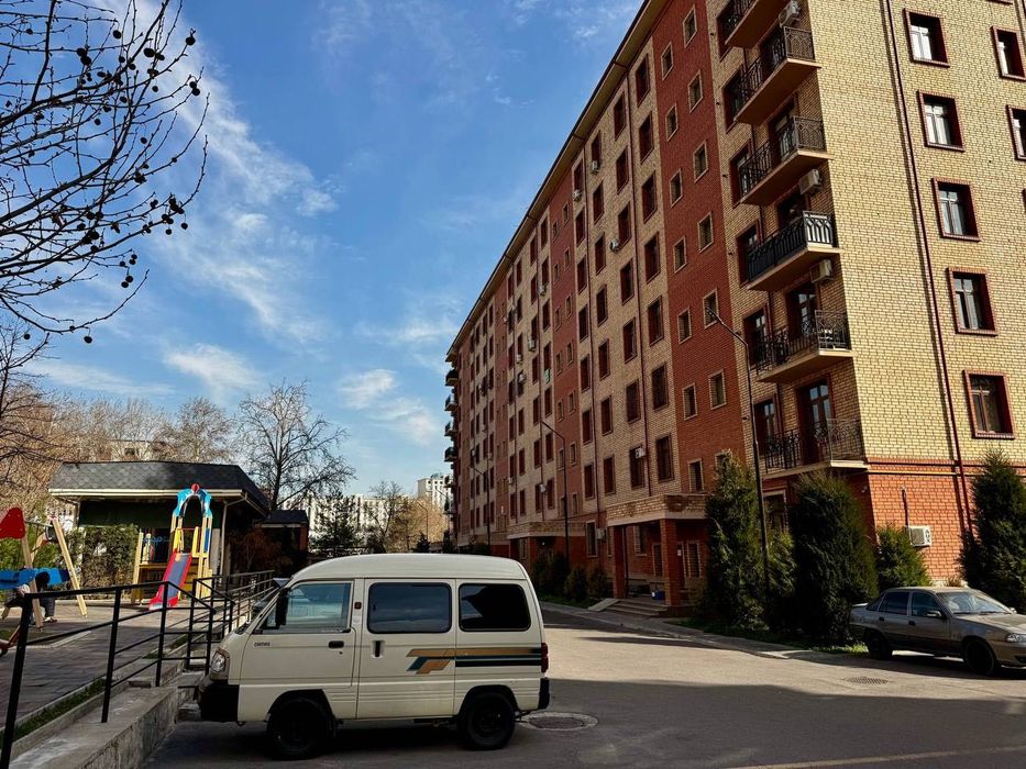 ЖК Текстильный Продается 3 комнатная квартира ремонт 1ая-Нотариальная