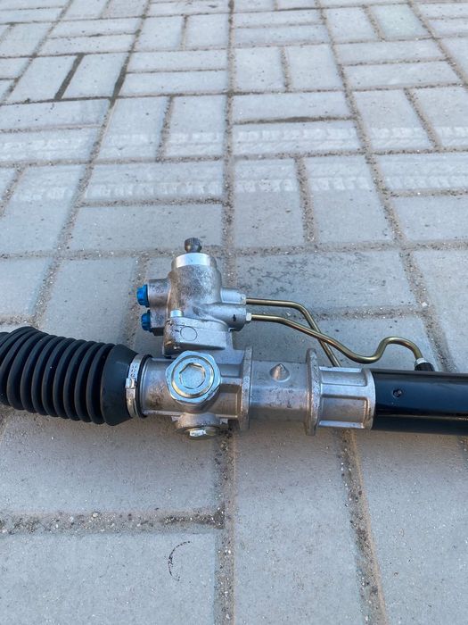 Рулевая рейка Mitsubishi Space Wagon