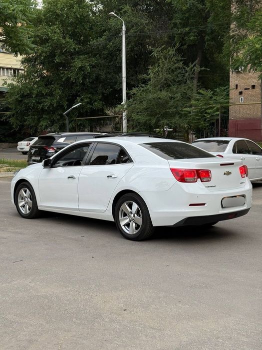Malibu год 2013 пробег 253.000