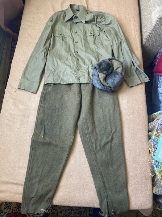Vand costum militar
