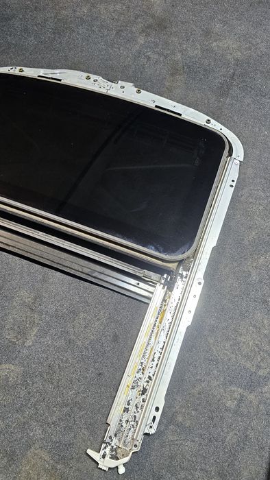 Trapa Mercedes-Benz ML W164 2005-2011