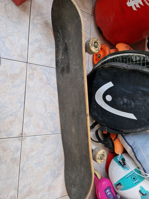 Rachete Head si skateboard