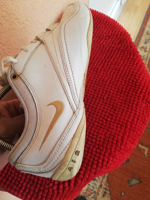 Adidași Nike nr 38,5 damă