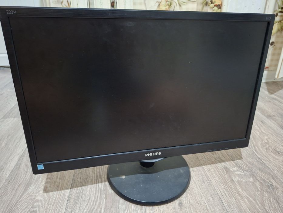 Монитор Philips 21.5 дюйма