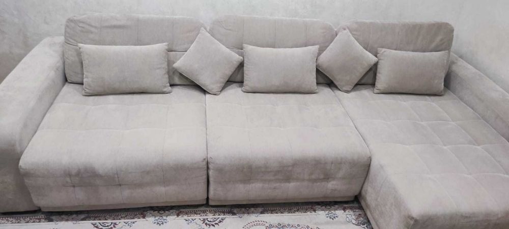 Диван в гостиную