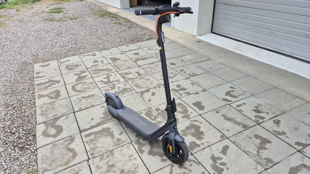 Trotineta Ninebot E2 Pro