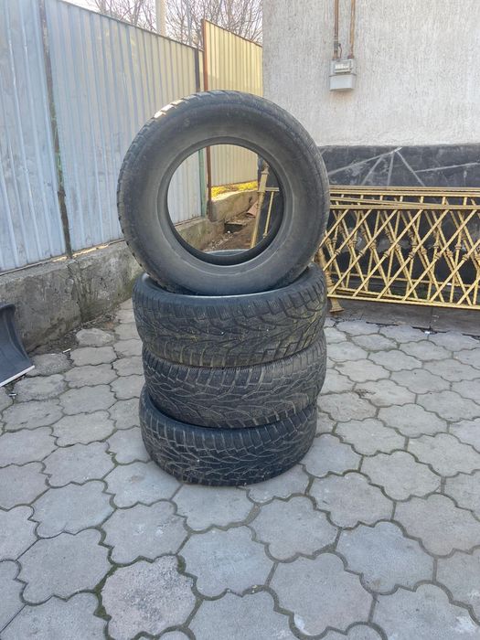 Шины зимние комплект