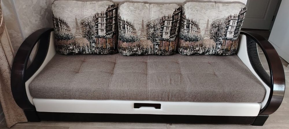 Продам диваны 2,25×160