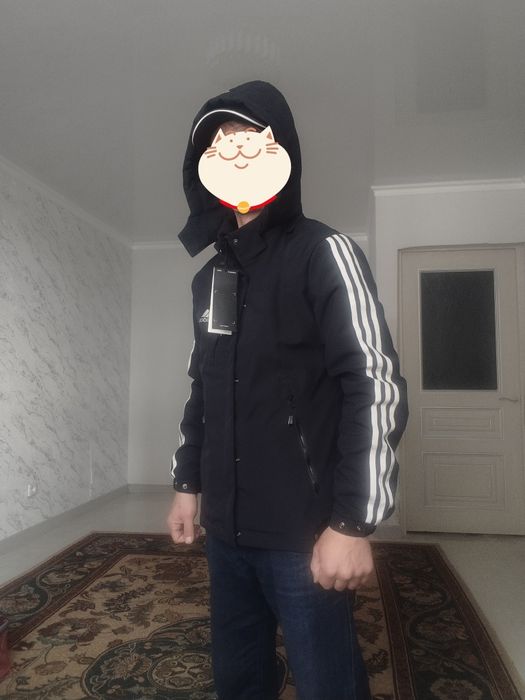 Ветровка от адидаса