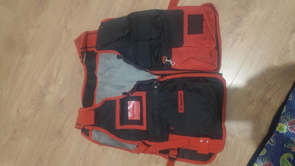 Продам костюм электрика