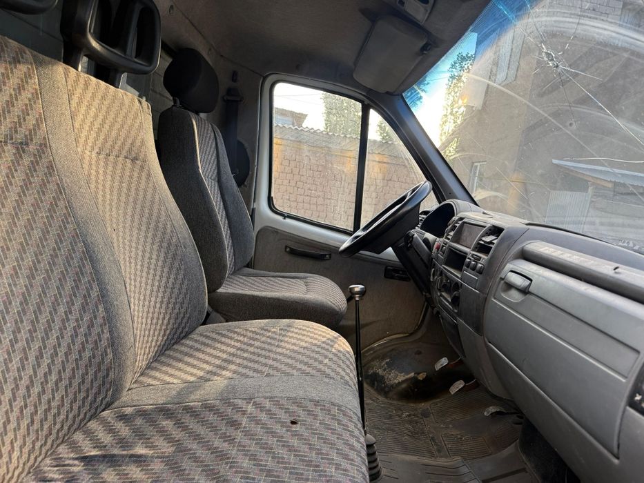 Газель бортовой,