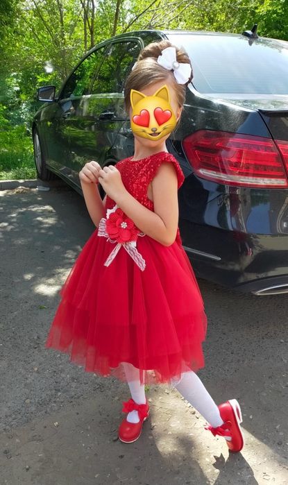 Наряд на выпускной