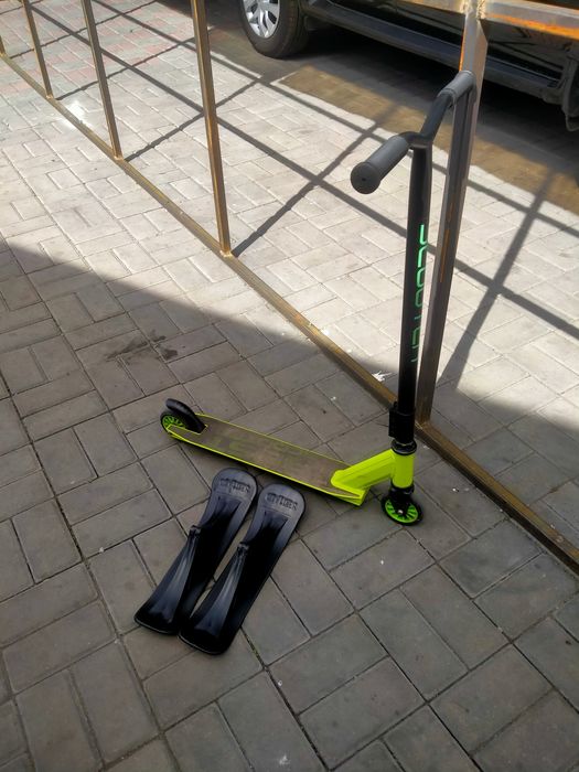 Продам самокат трюковой + зимний