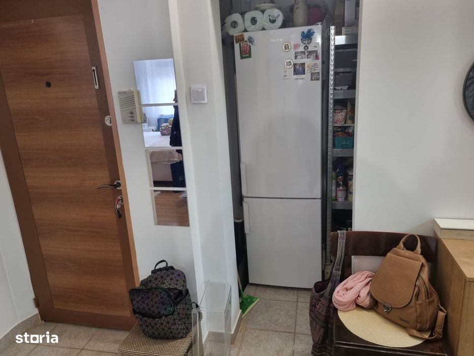 Apartament 2 camere decomandat,Deva-piața centrală