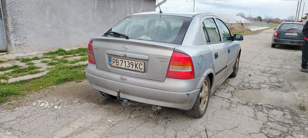 Opel Astra 1.6 бензин газ
