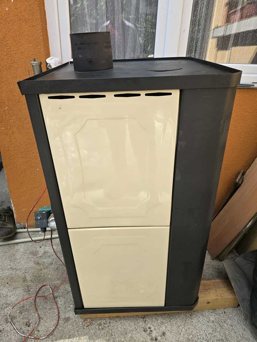 Камина с водна риза прити