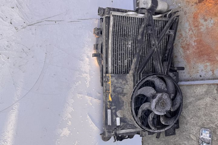 Radiator apa racire motor Opel Vectra B (facelift)