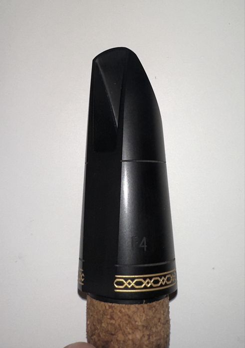 Mustiuc Chedeville Umbra F4