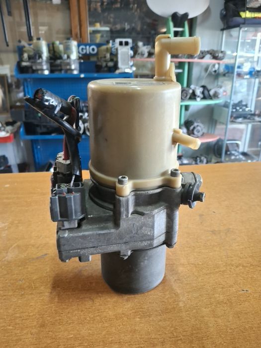 Pompă servodirecție  Mazda 3 2003-2009