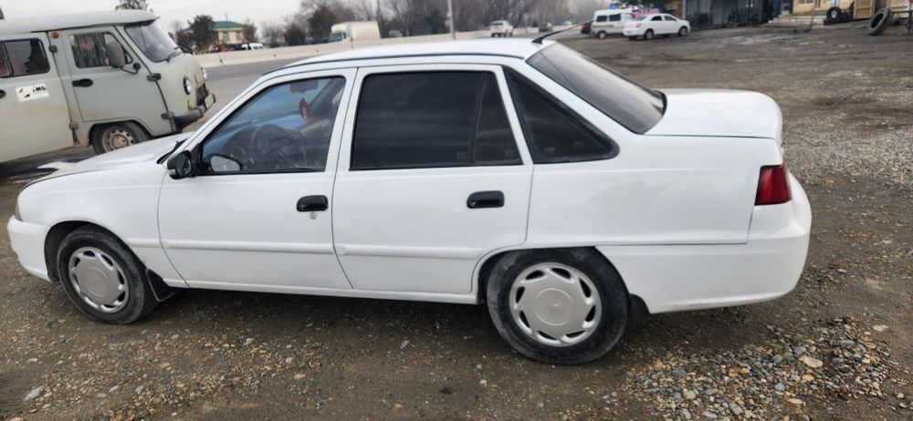 Nexia 2 2014 srochni sotiladi