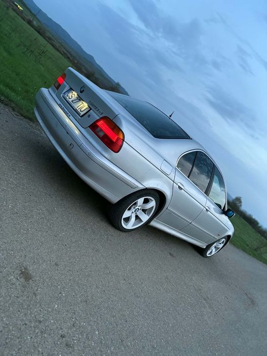 BMW 5 Series 0 — imagine 2