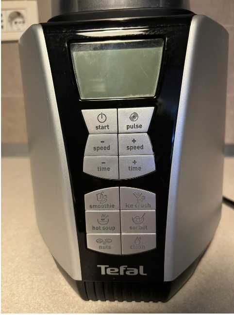 BLENDER -- Tefal Ultrablend+ BL936E38