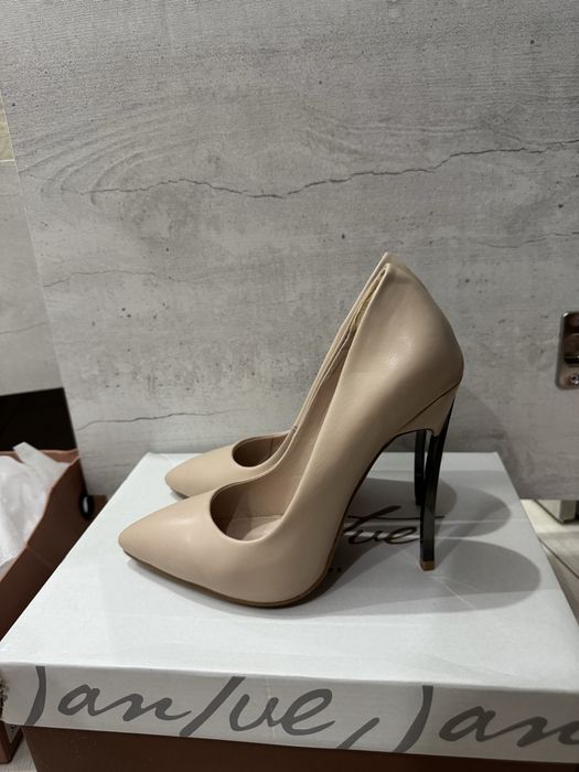 Каблук высокий 36размера