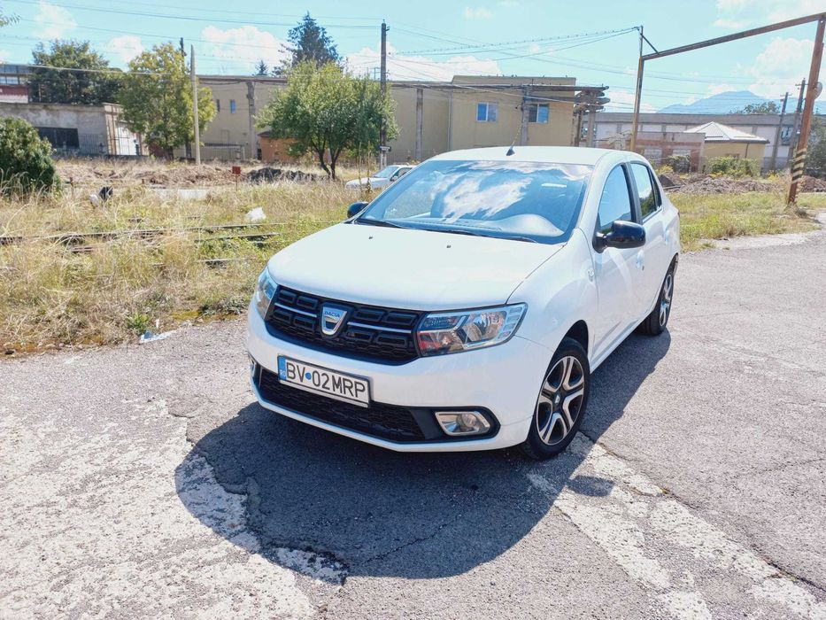 Vand Dacia Logan 2020, benzina + gpl din fabrica, alba, in stare foarte buna, primul proprietar, persoana juridica. Pret 5100+TVA
