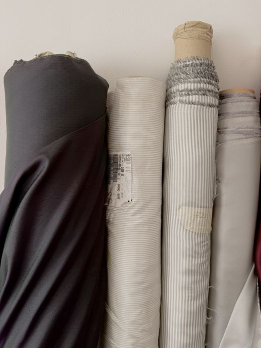 Lana 100%, stofa, captuseala vascoza 100% , materiale textile, carouri, simple , mai multe culori