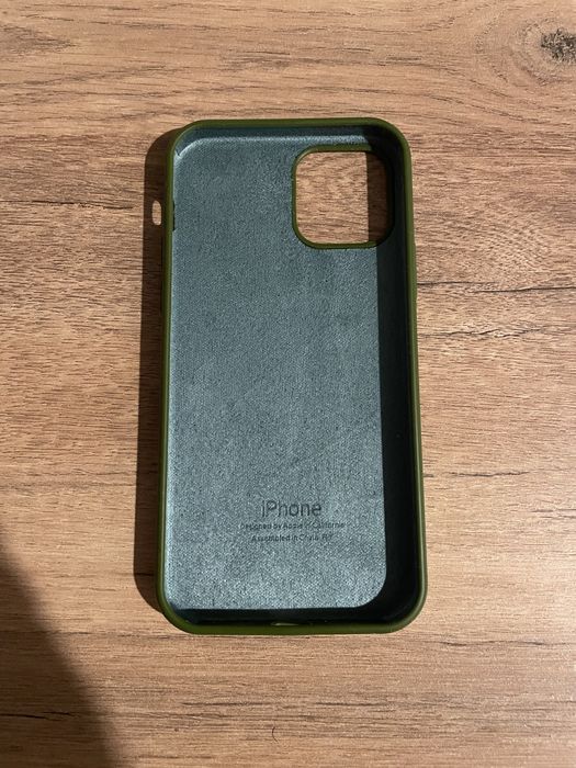 Huse pentru iphone 12