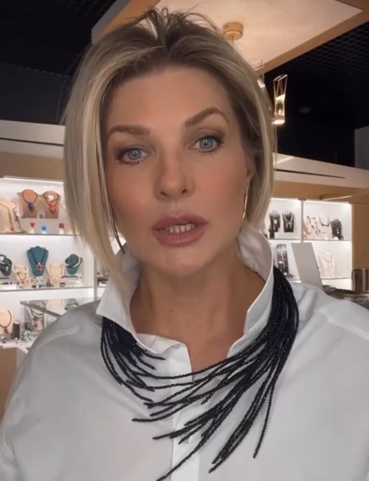 Продам трендовые колье