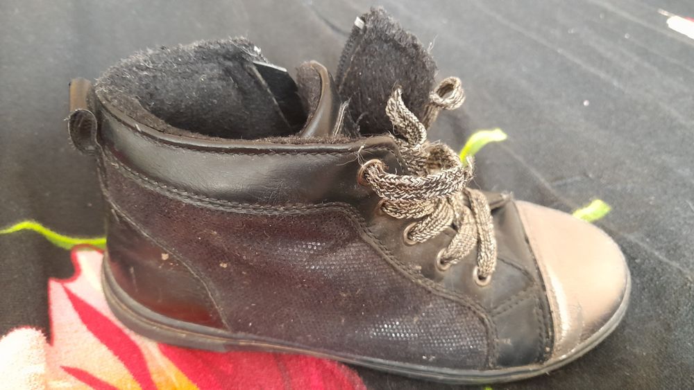 КРоссовки для девочки