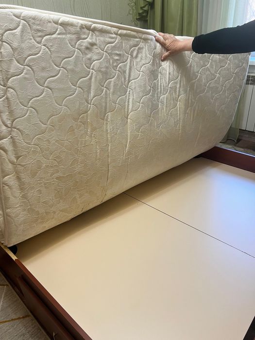 Отдам бесплатно кровать