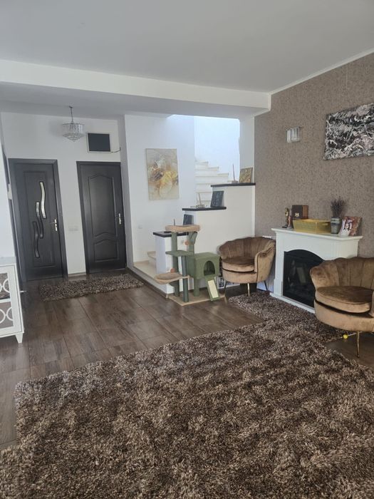 Vila de vanzare Slatina strada Arcului
