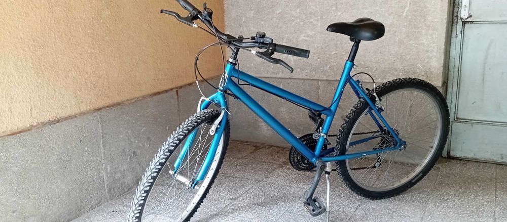 Детски велосипеди, планински велосипед 26" и детска кола с педали
