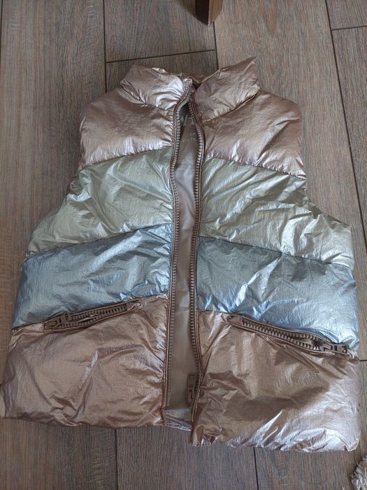 Жилетка 5-7лет Zara