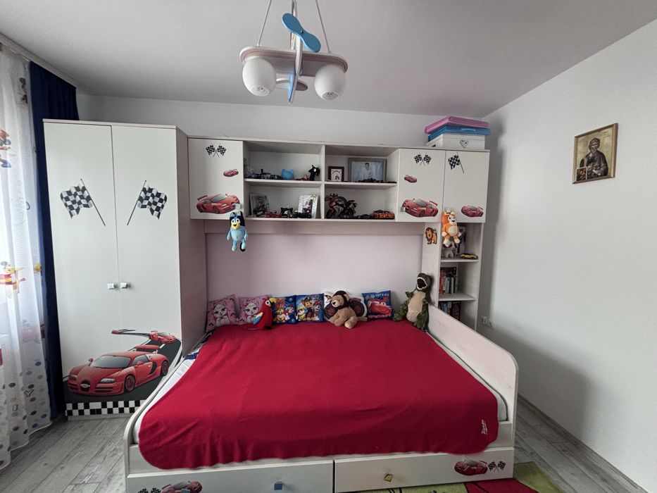 Mobilă dormitor copii / tineret – stare foarte bună