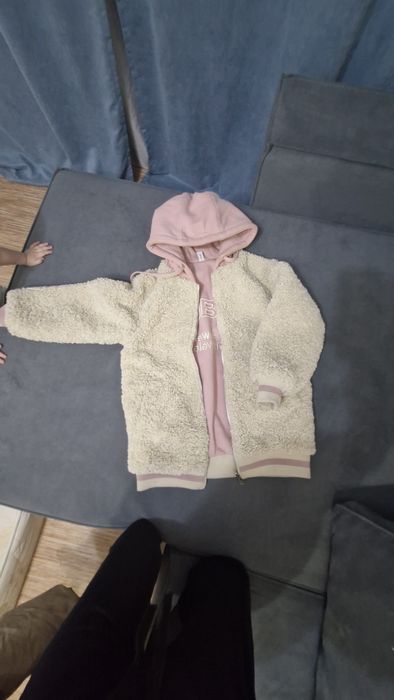 Продам двустороннюю шубу для девочки