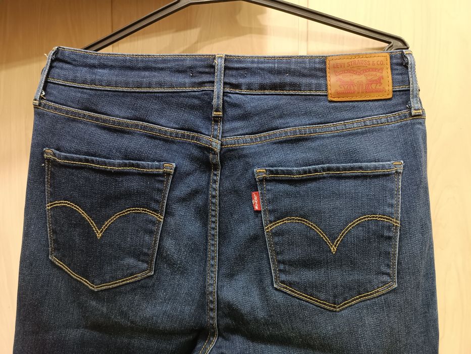 Оригинальные джинсы Levi's