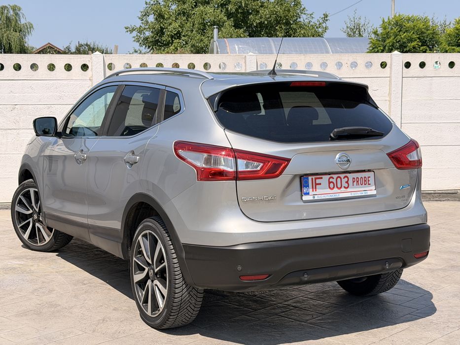 Nissan Qashqai Tekna 2015 1.5dCI 110CP - Rate / Garantie 12 luni .