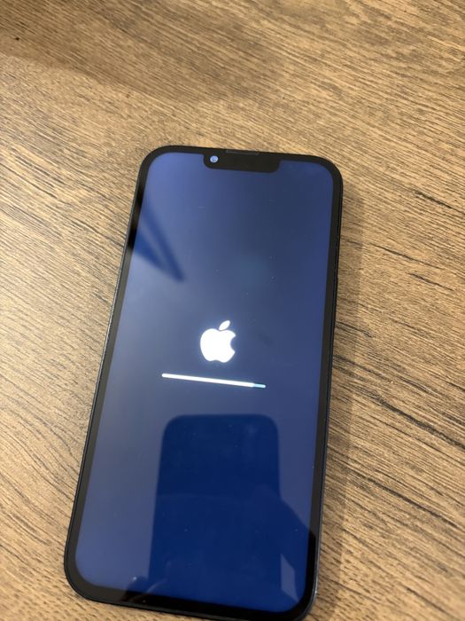 Se vinde Iphone 13 128GB