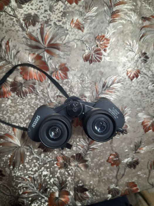 Binoclu profesional Jessops