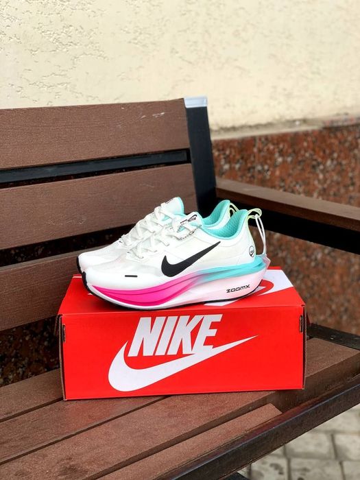 Nike Zoomx sm.      .