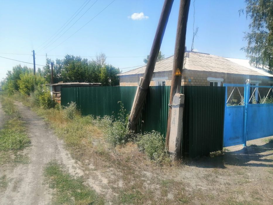 Продам дом в Нуринске